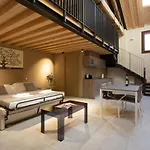 8 Loft *