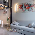 8 Loft *