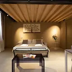 Apartment 8 Loft