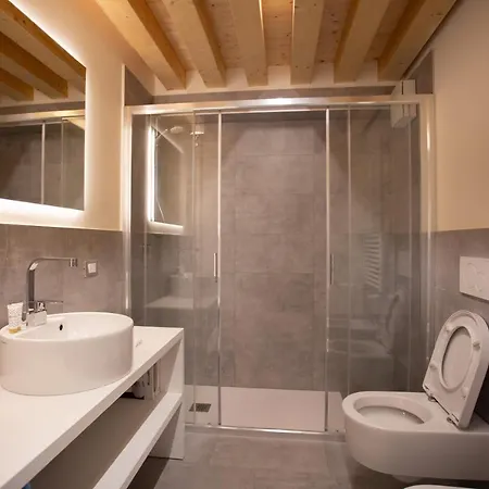 8 Loft