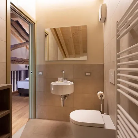 8 Loft Lägenhet