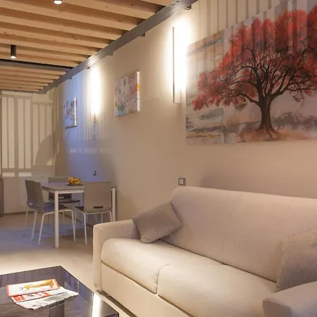 8 Loft Lägenhet