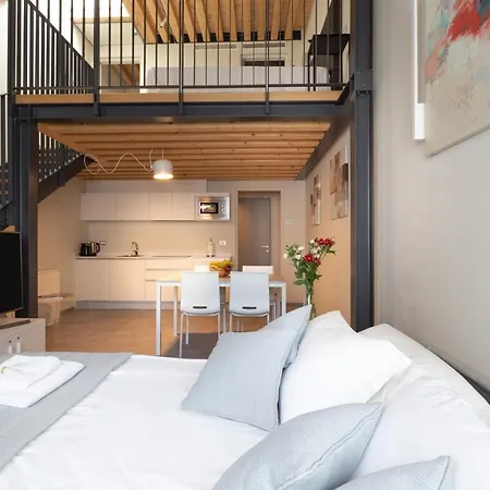 Apartment 8 Loft Venice