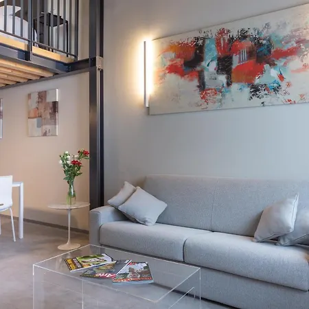 8 Loft *
