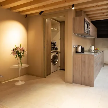 Apartment 8 Loft Venice