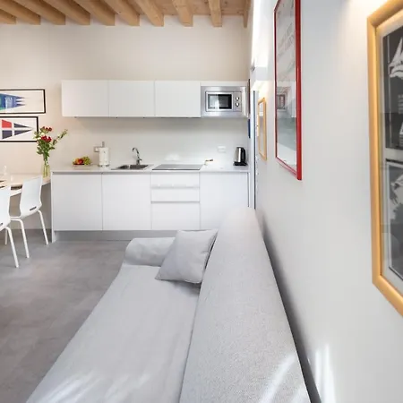 8 Loft