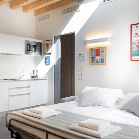 8 Loft Apartment Venice