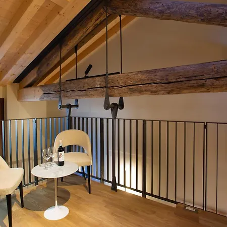 Apartment 8 Loft Venice