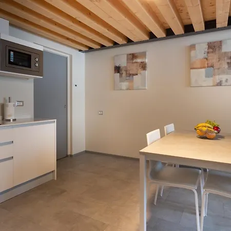 Apartment 8 Loft *