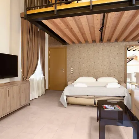 8 Loft * Venice