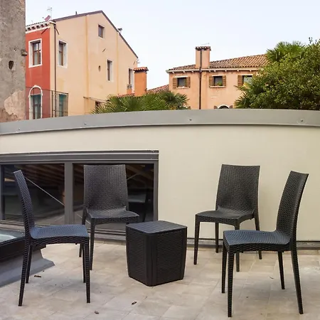 شقة 8 Loft البندقية