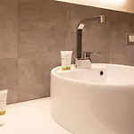 8 Loft *